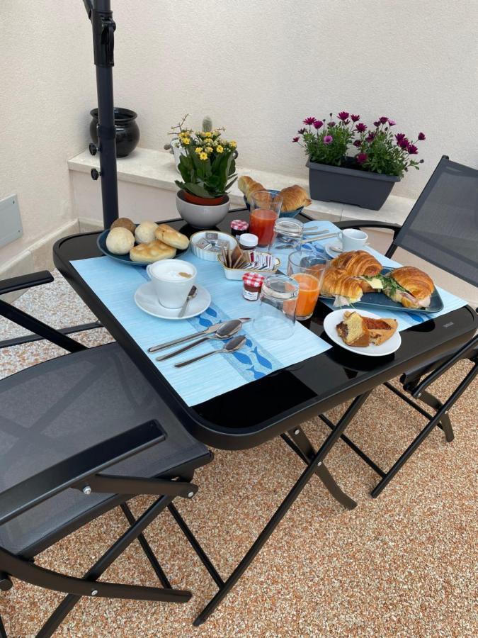 מרינה די קררה Villino Micol Camere A Due Passi Dal Mare מראה חיצוני תמונה