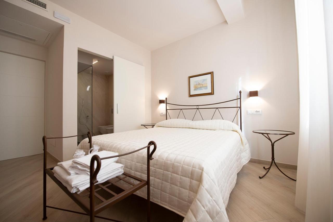 מרינה די קררה Villino Micol Camere A Due Passi Dal Mare מראה חיצוני תמונה